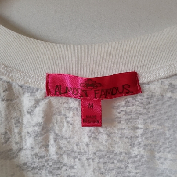 Almost Famous tee - Picture 3 of 5